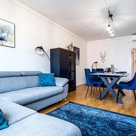 Sapphire * Budapeşte
