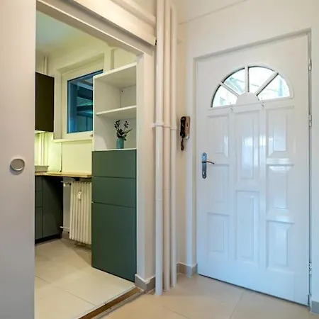 Sapphire Apartment